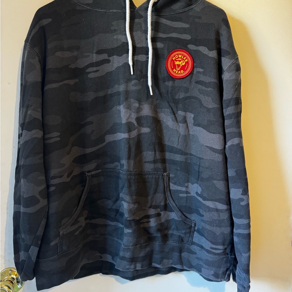 Howler Head Black Sweater Urban Camo